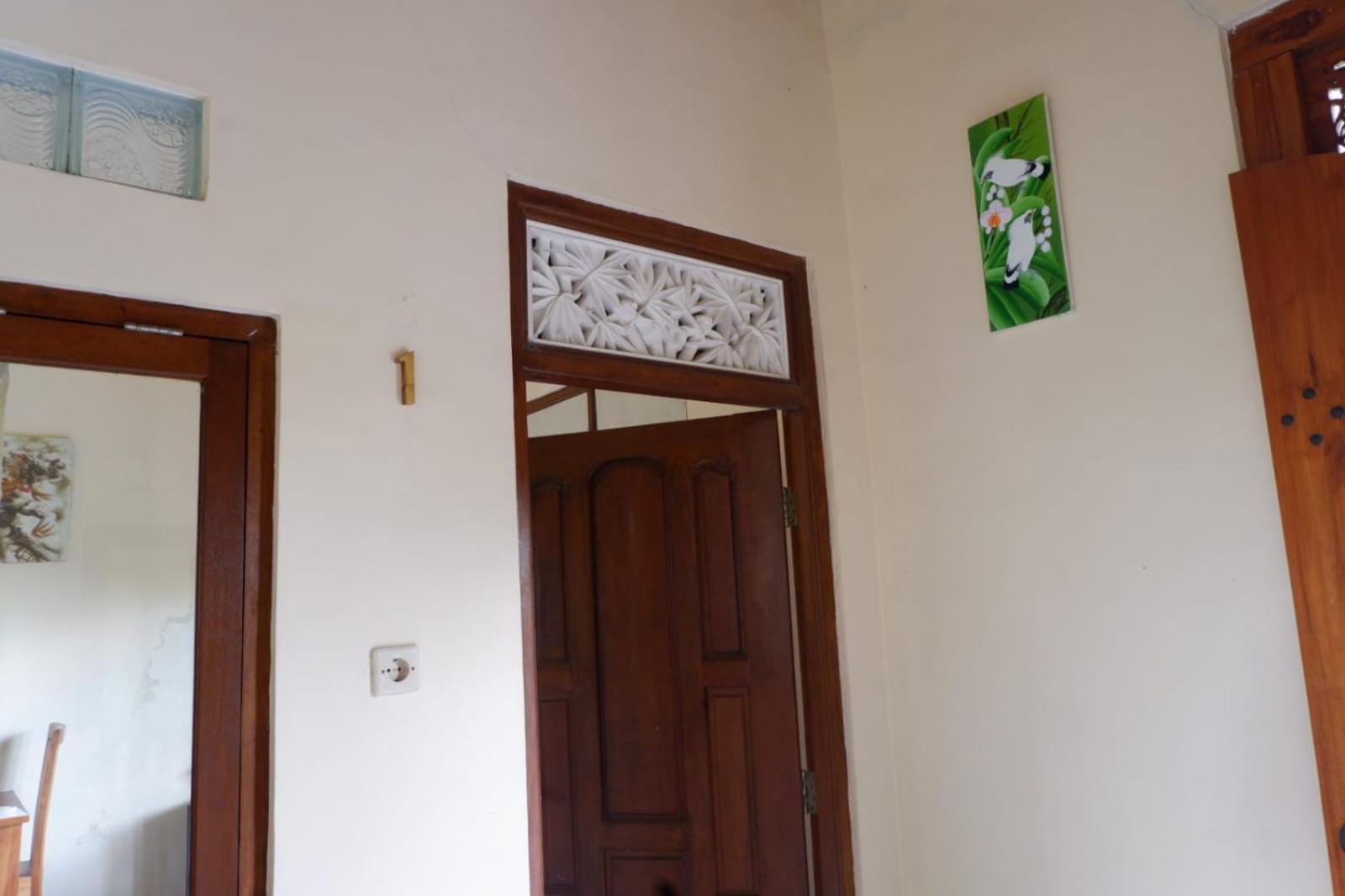 Kenari House Hotel Ubud Buitenkant foto
