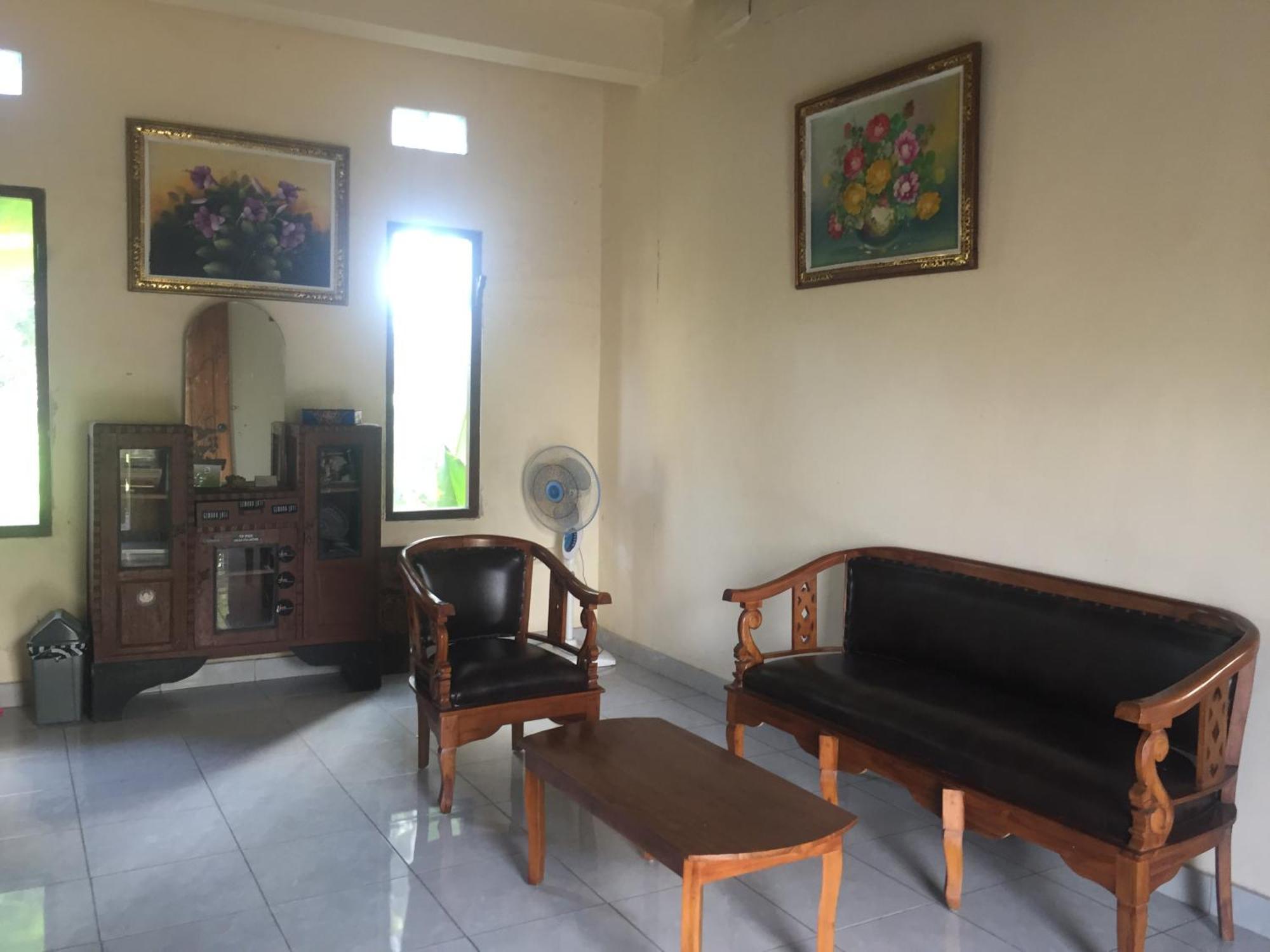 Kenari House Hotel Ubud Buitenkant foto