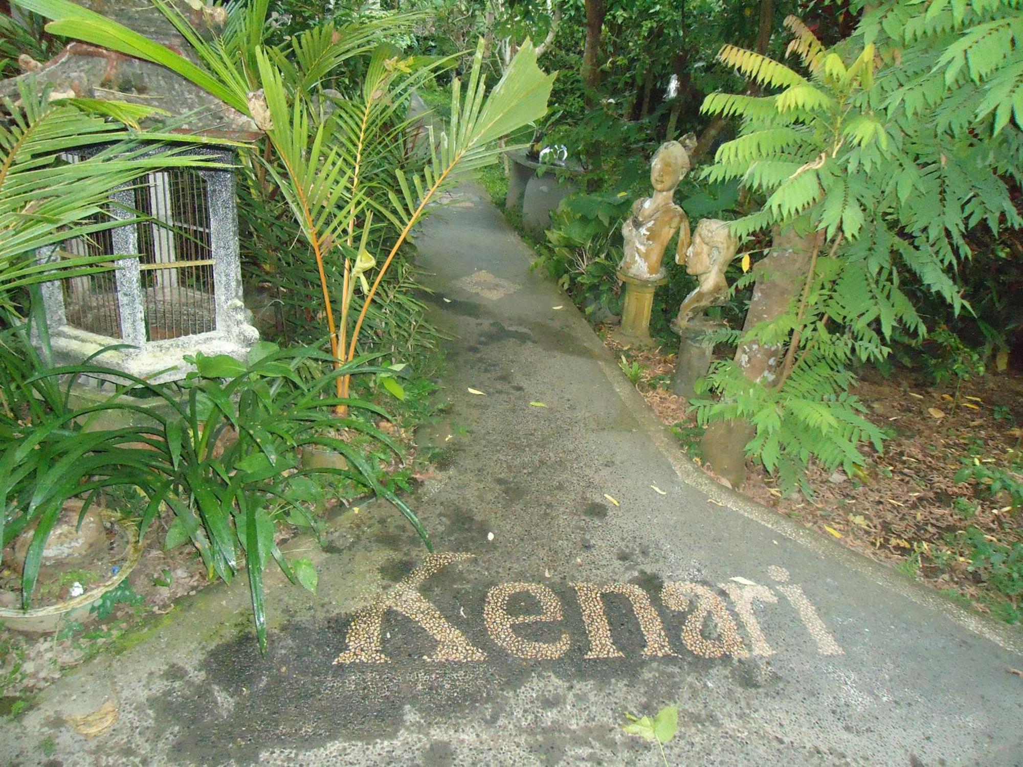 Kenari House Hotel Ubud Buitenkant foto