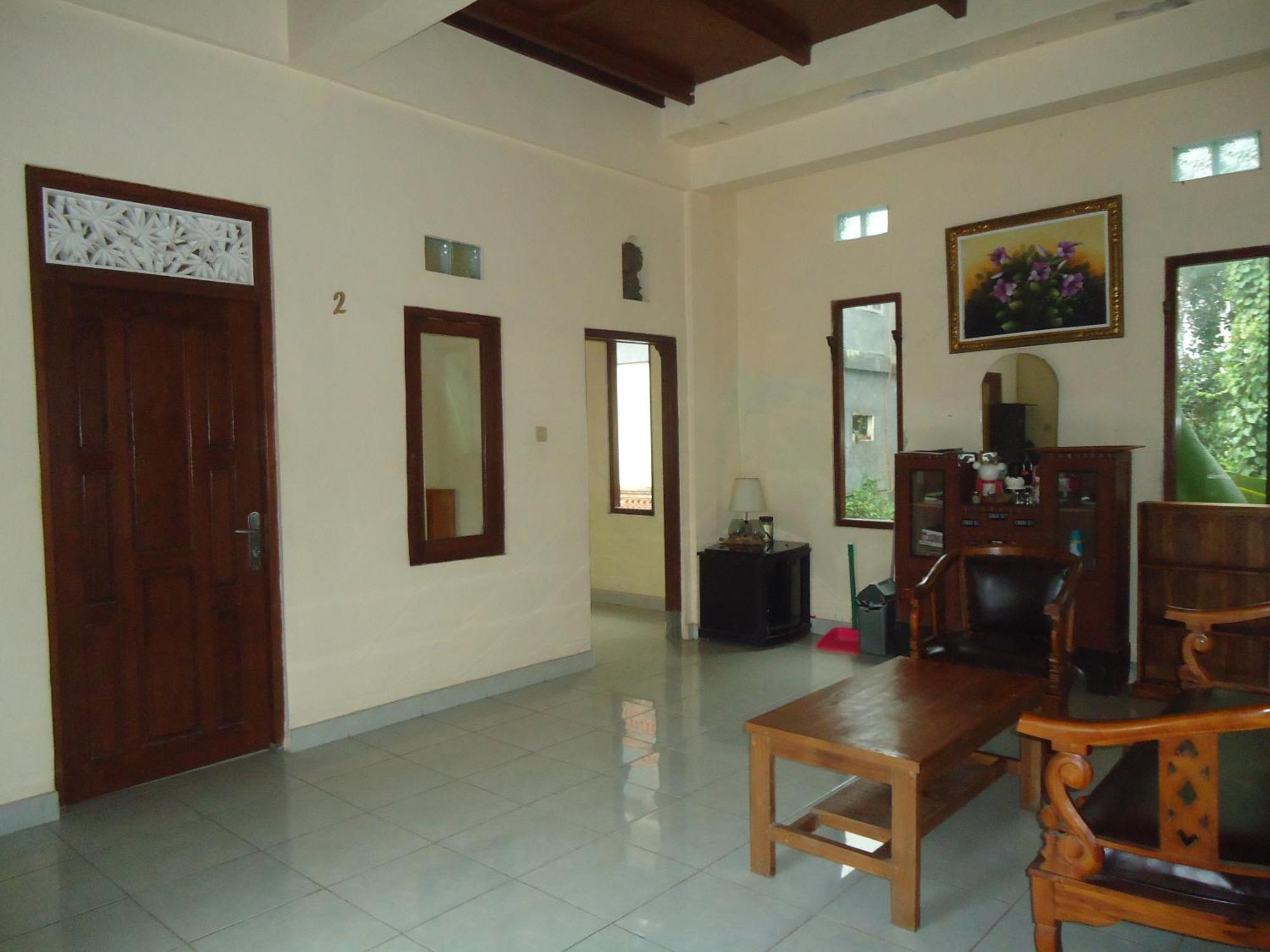 Kenari House Hotel Ubud Buitenkant foto
