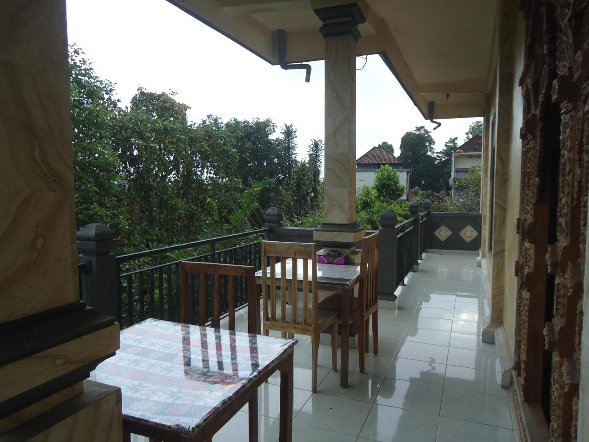 Kenari House Hotel Ubud Buitenkant foto