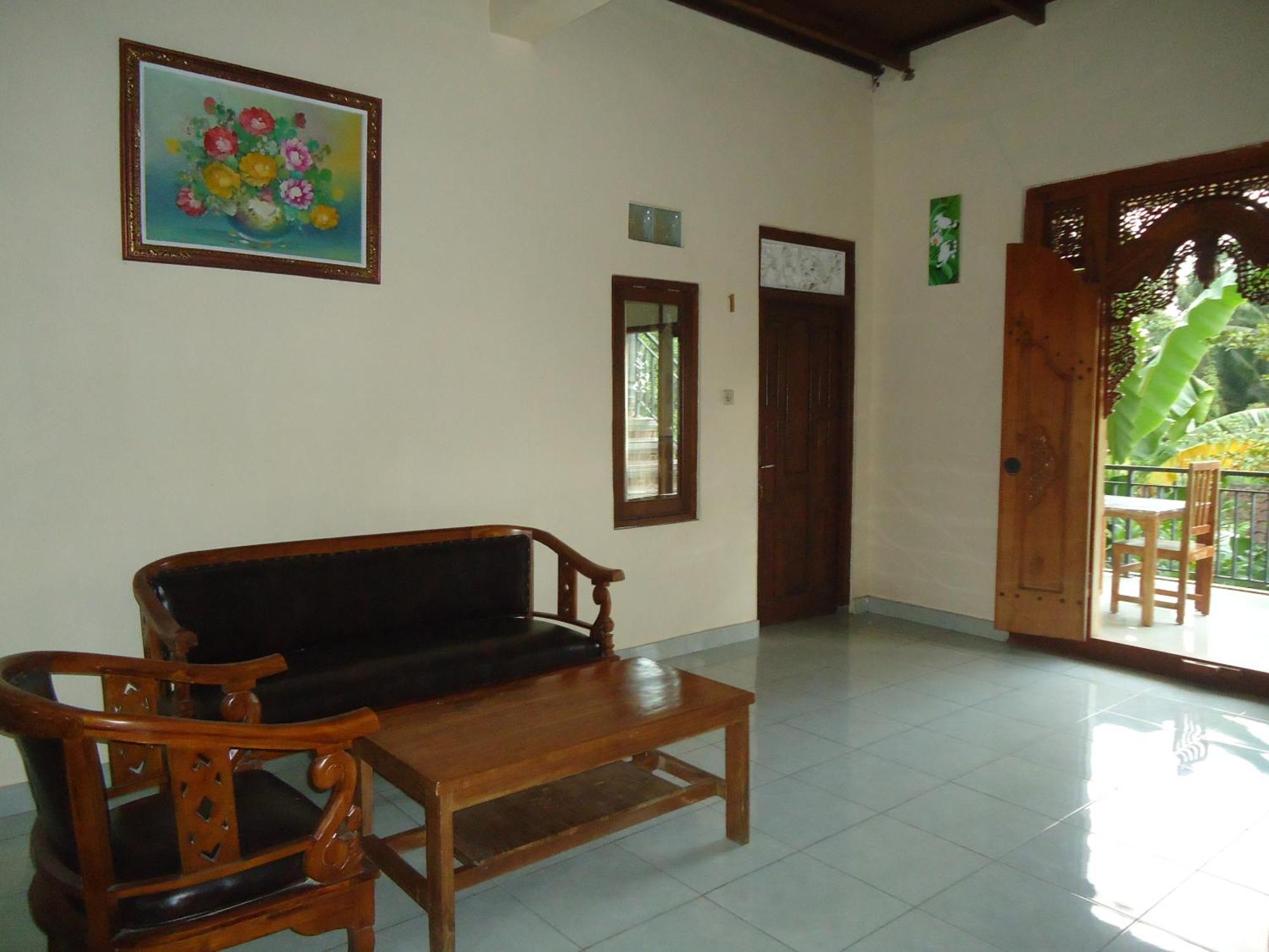 Kenari House Hotel Ubud Buitenkant foto